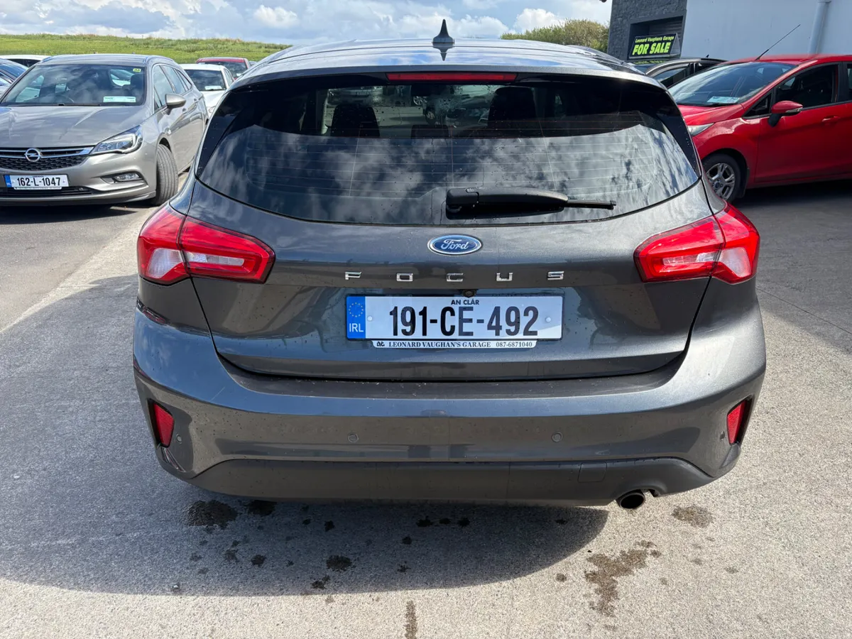 Ford Focus 2019 - Image 5
