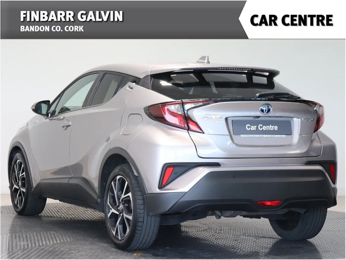 Toyota C-HR  1.8 HYBRID SPORT AUTO - Image 2