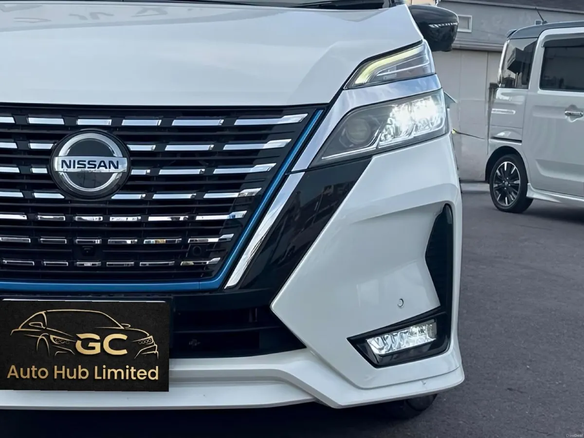 Nissan Serena E-POWER HIGHWAY STAR - Image 4