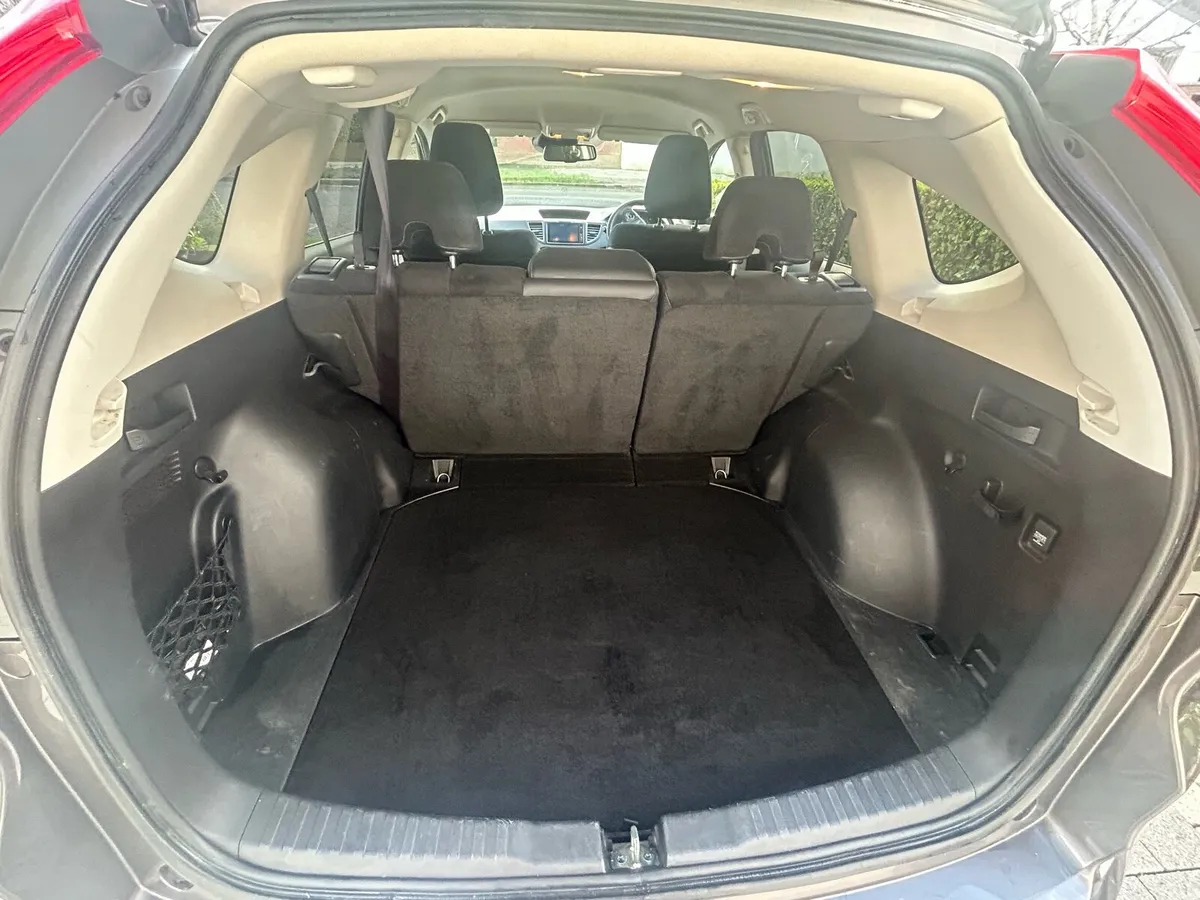 2016 CRV - Image 4