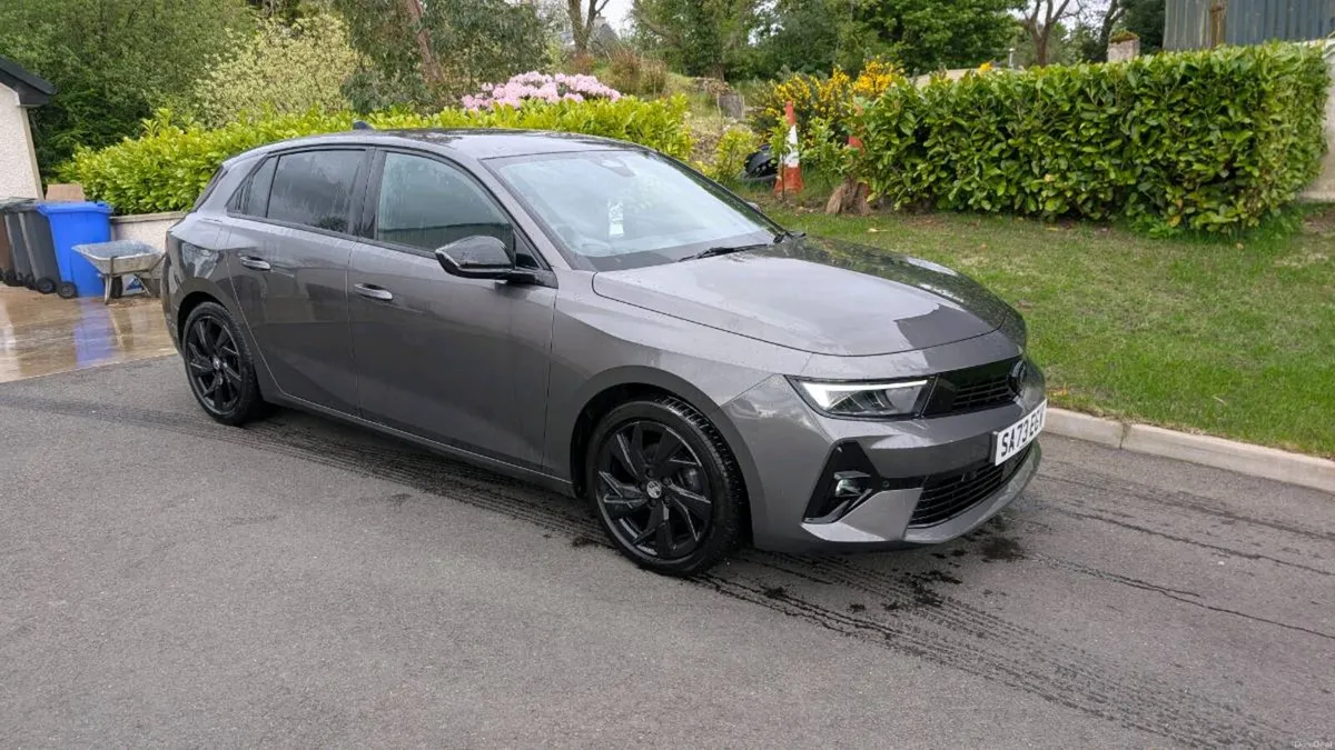 2023 vauxhall Astra gs 1.2 turbo petrol - Image 1