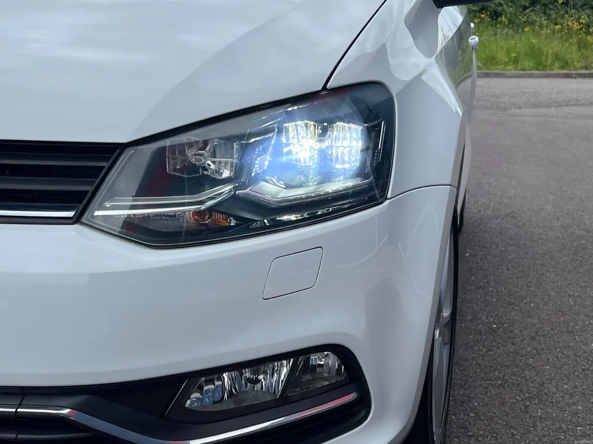 17 VW Polo 1.2 TSI Highline Automatic - Image 4