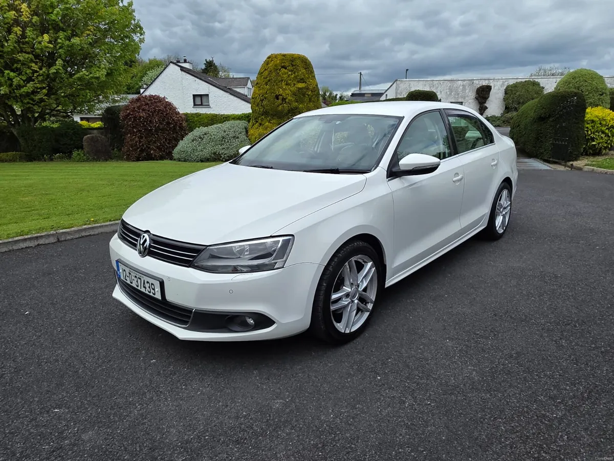 VOLKSWAGON JETTA 1.6TDI..HIGHLINE, AUTOMATIC - Image 1