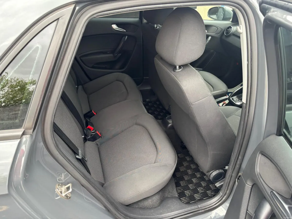 Audi A1 Audi A1 1.4 petrol, auto, loaded with spec - Image 4