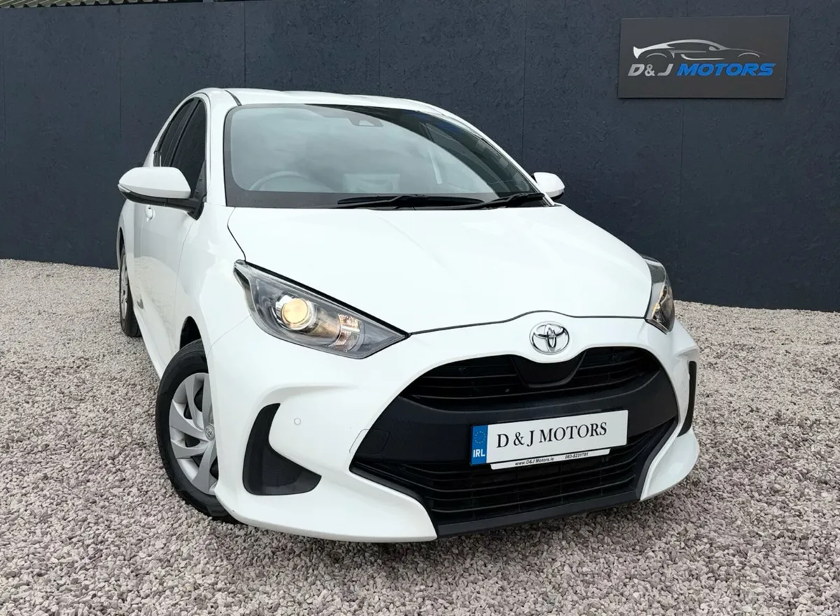 Toyota Yaris 1.0 Automatic 2021 - Image 2