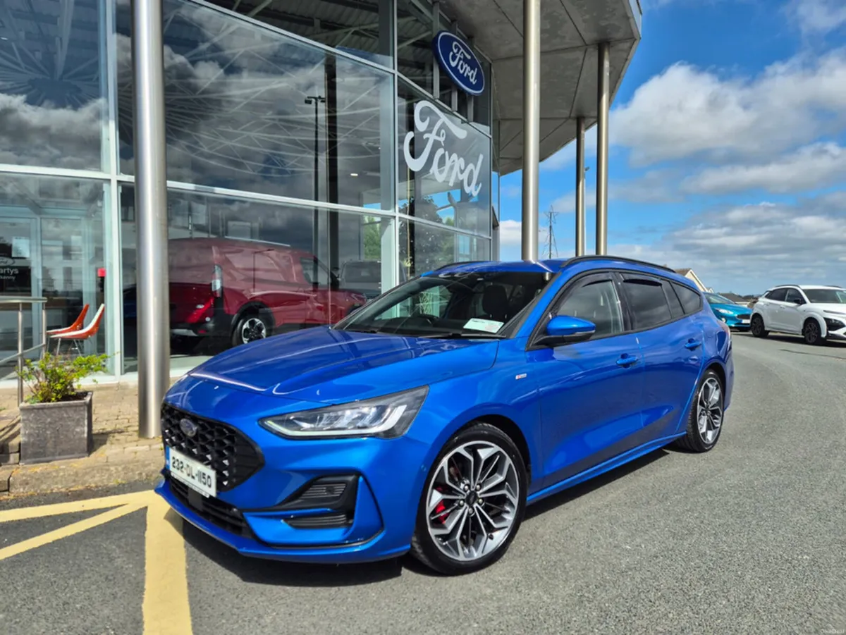 Ford Focus ST-LINE X ESTATE 1.5TD 115PS AUTO - Image 1