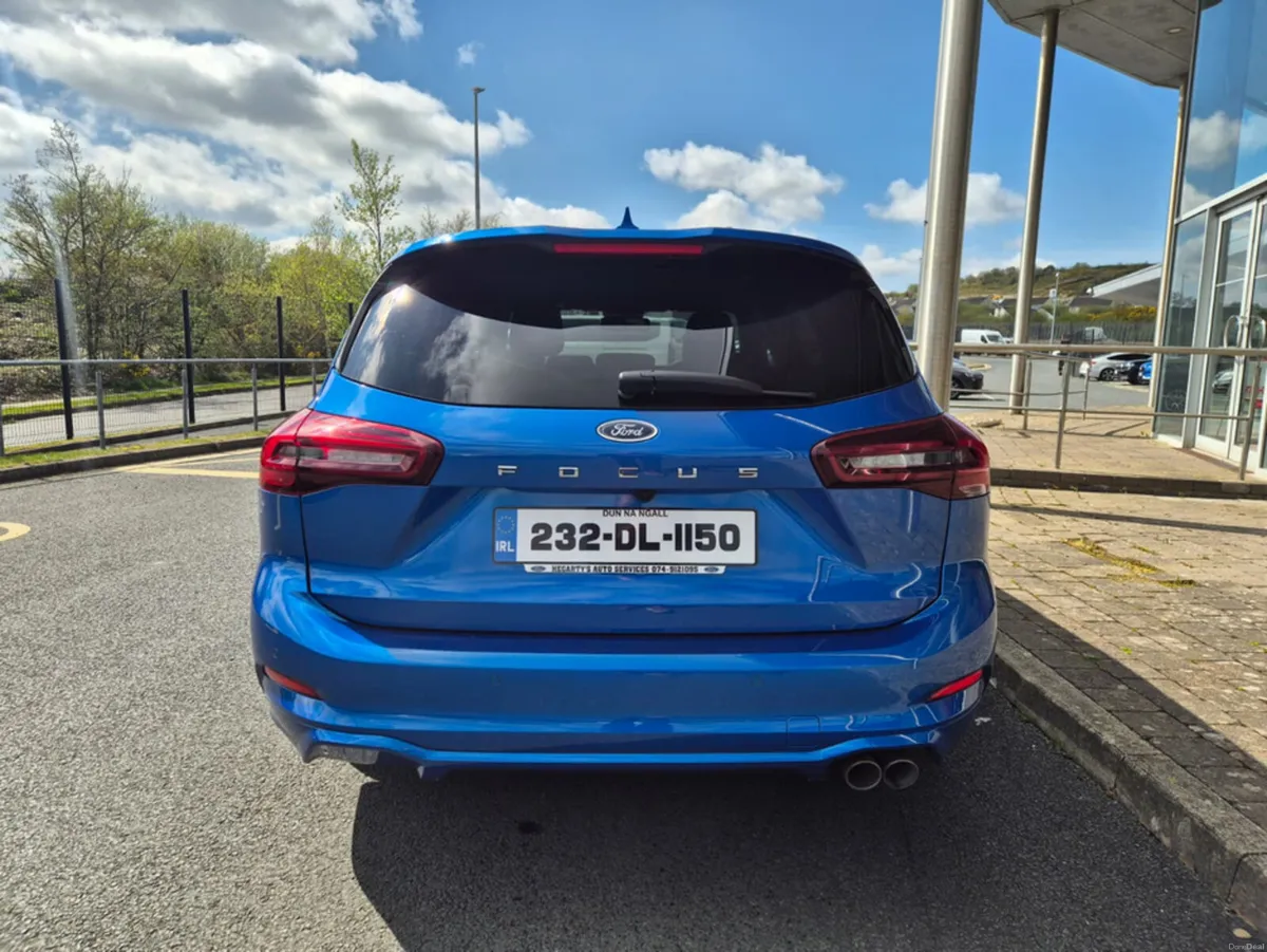 Ford Focus ST-LINE X ESTATE 1.5TD 115PS AUTO - Image 5