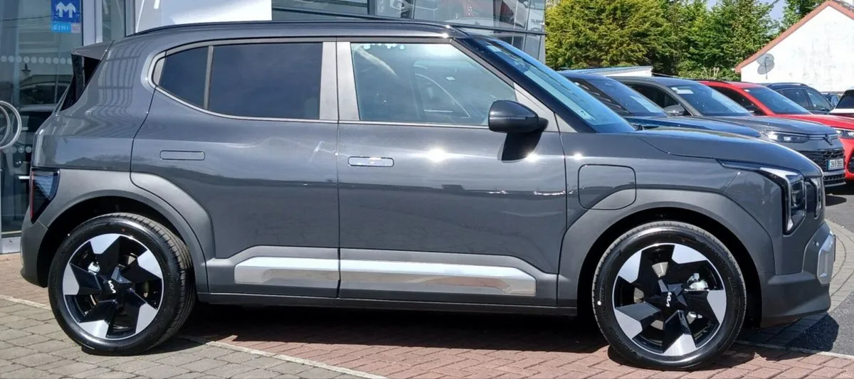 Kia EV2 EV2 EARTH STANDARD RANGE **FULLY ELECTRIC, - Image 2