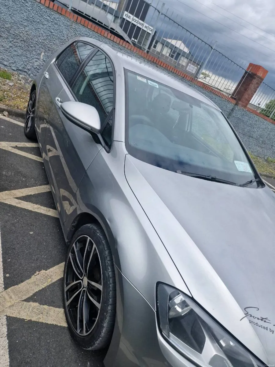 Volkswagen Golf TDI 2015 – Manual – New NCT
196k m - Image 3