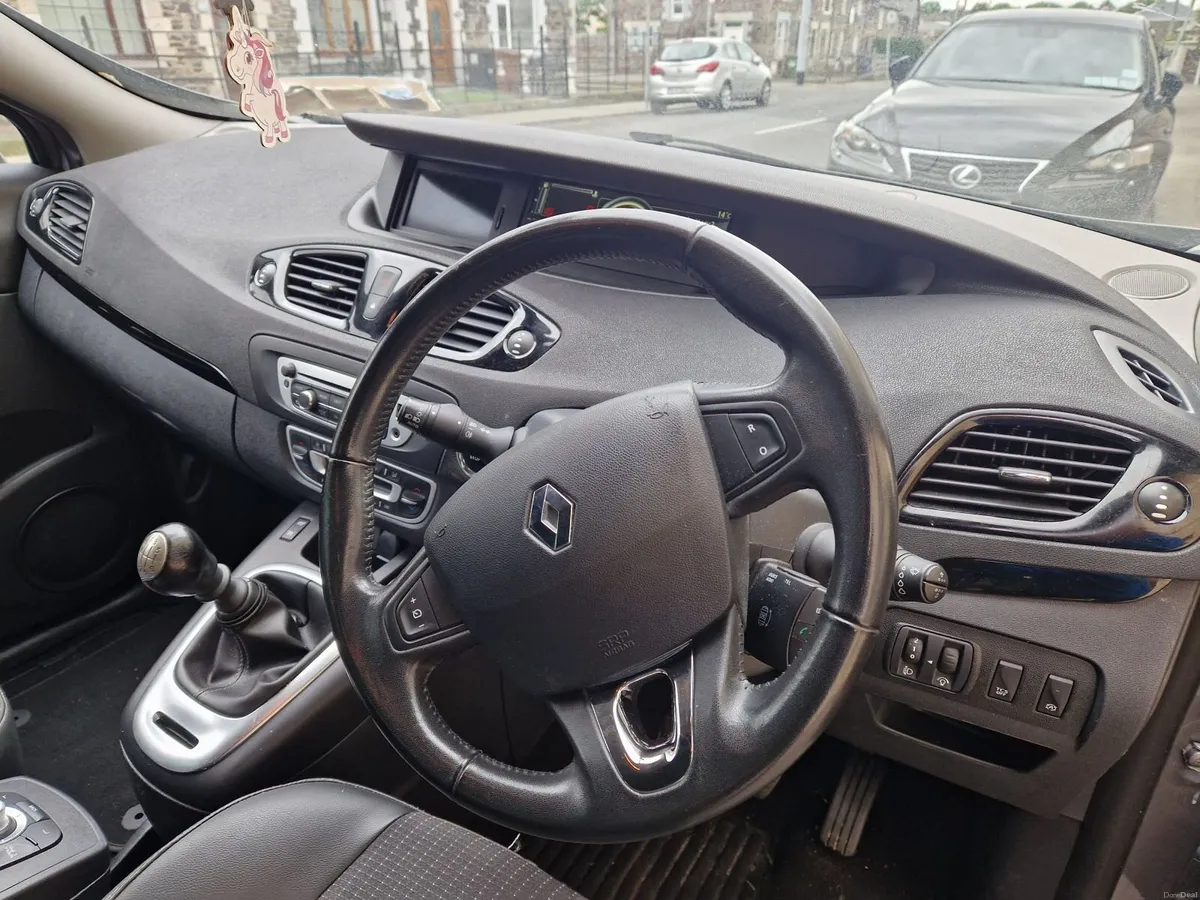 Renault Grand Scenic 2016 - Image 3