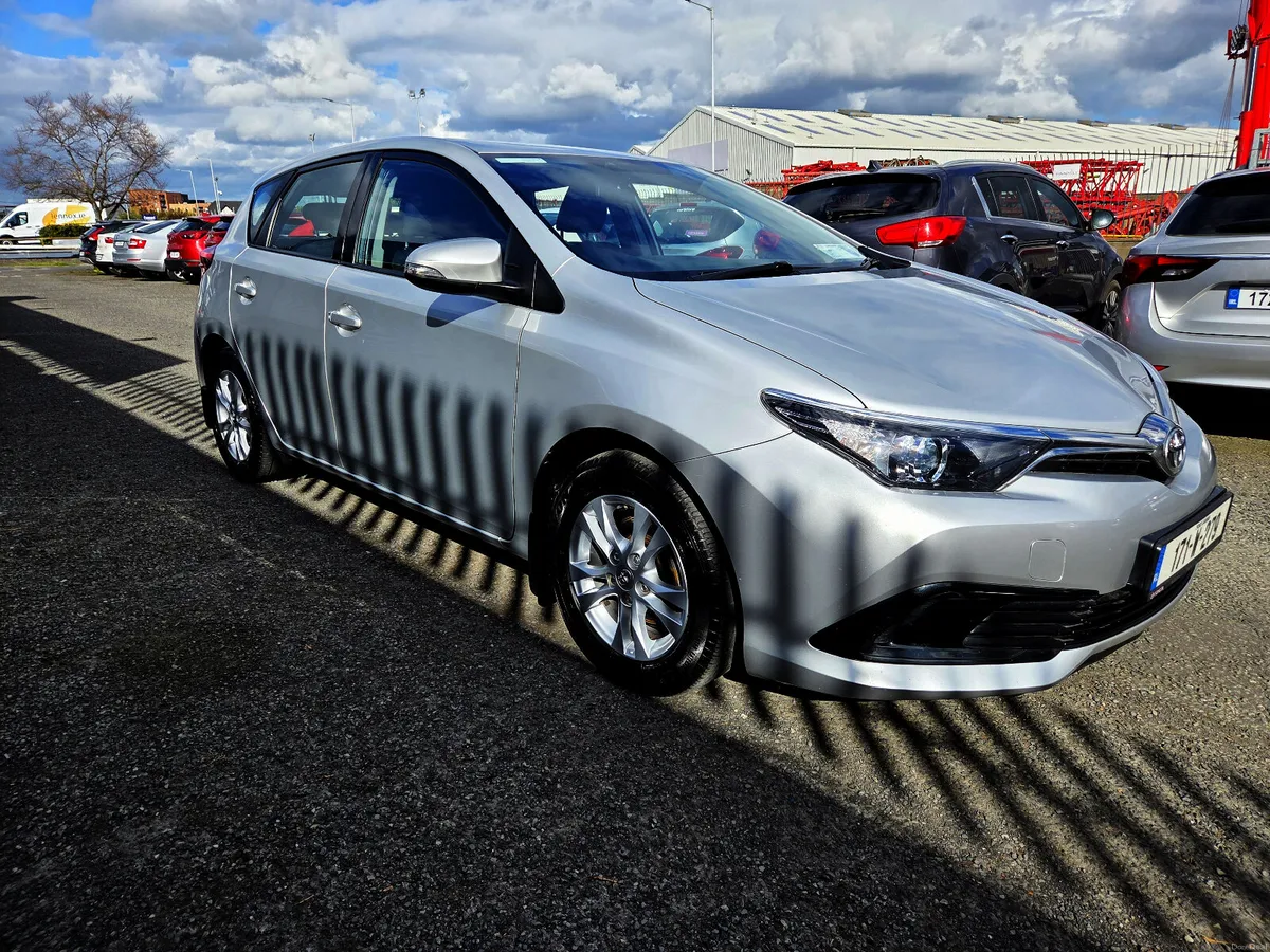 17 TOYOTA AURIS LowKM NCT TAX Warranty V.Clean Car - Image 1