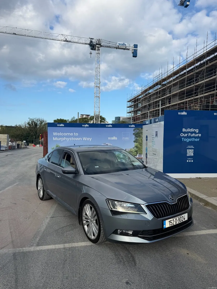 Skoda Superb - Image 1