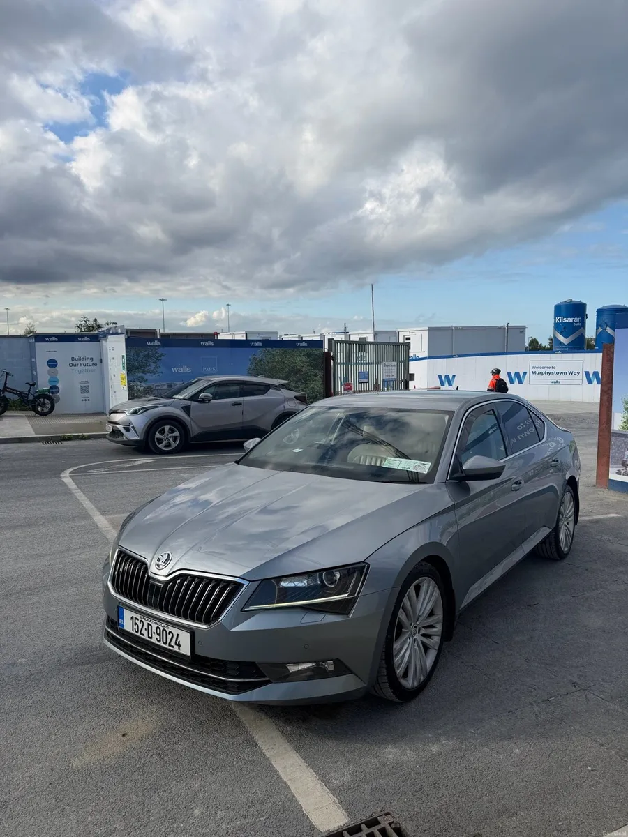 Skoda Superb - Image 2