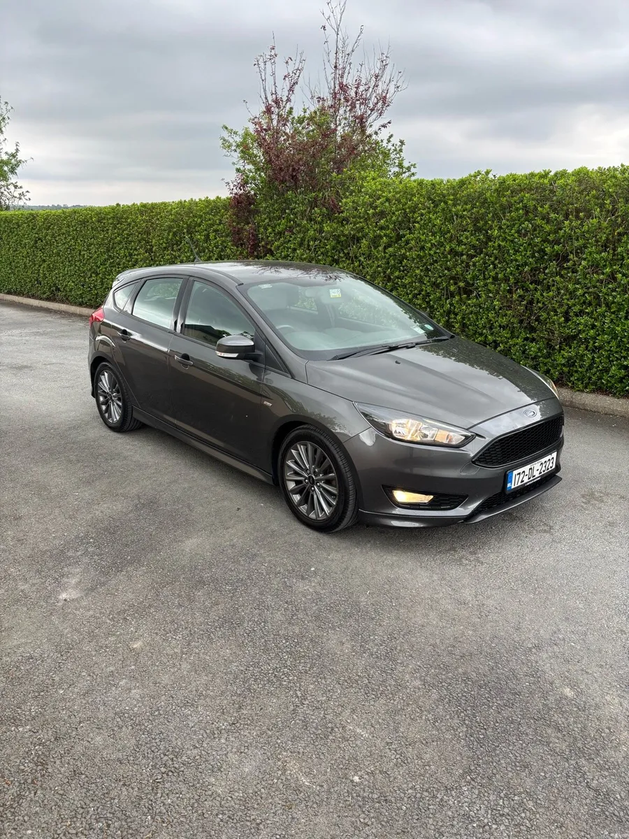 2017 Ford focus ST Line - Image 1