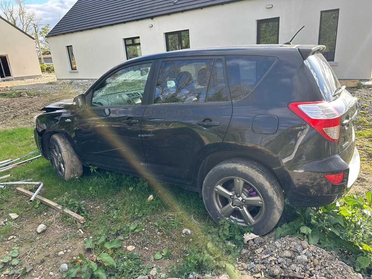 Toyota rav4 XTR for parts or repair - Image 3
