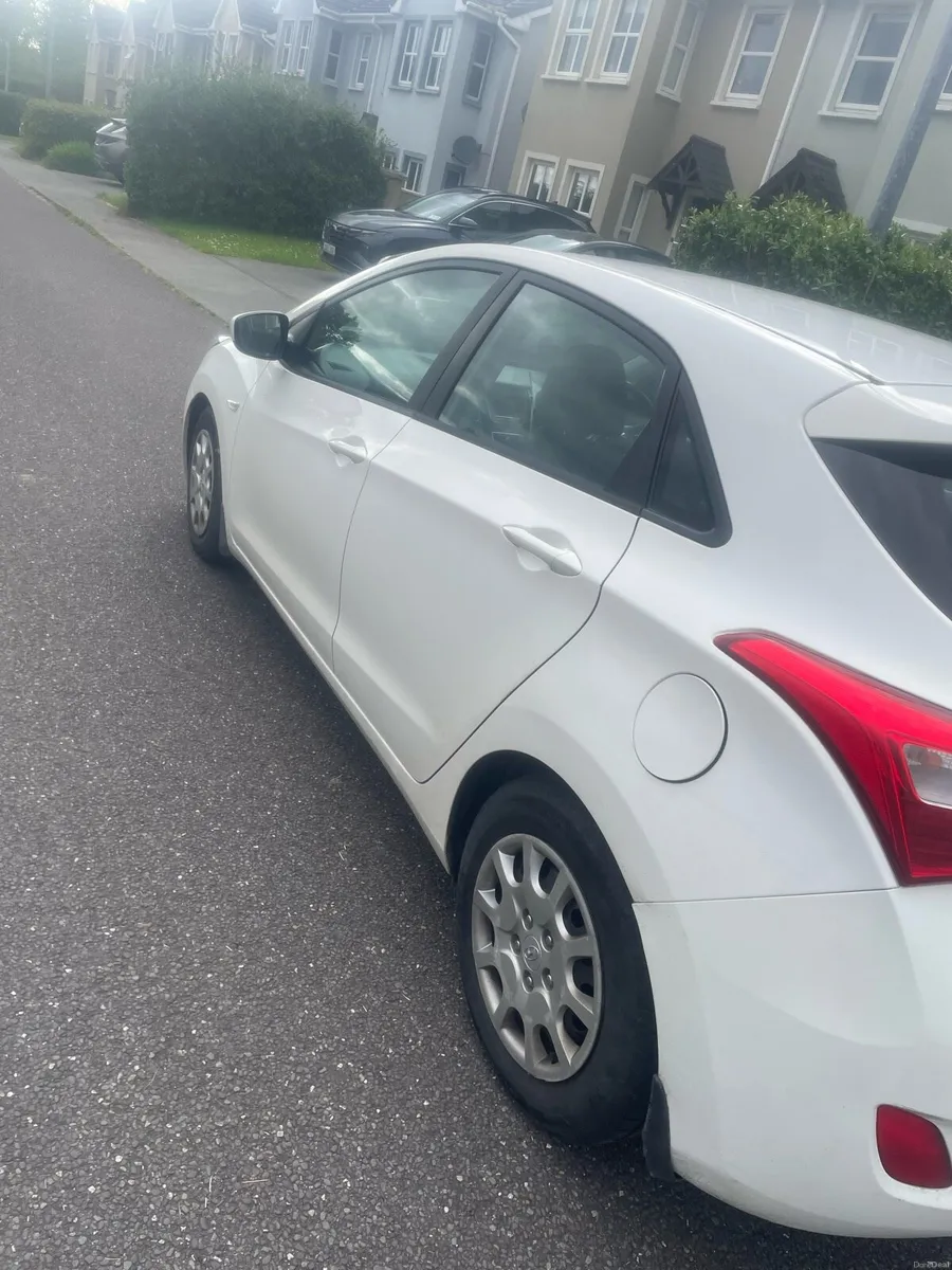 Hyundai i30 - Image 4