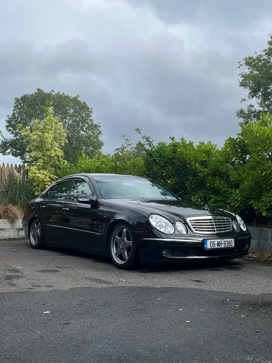 Mercedes E200 NCT 12/26 - Image 1