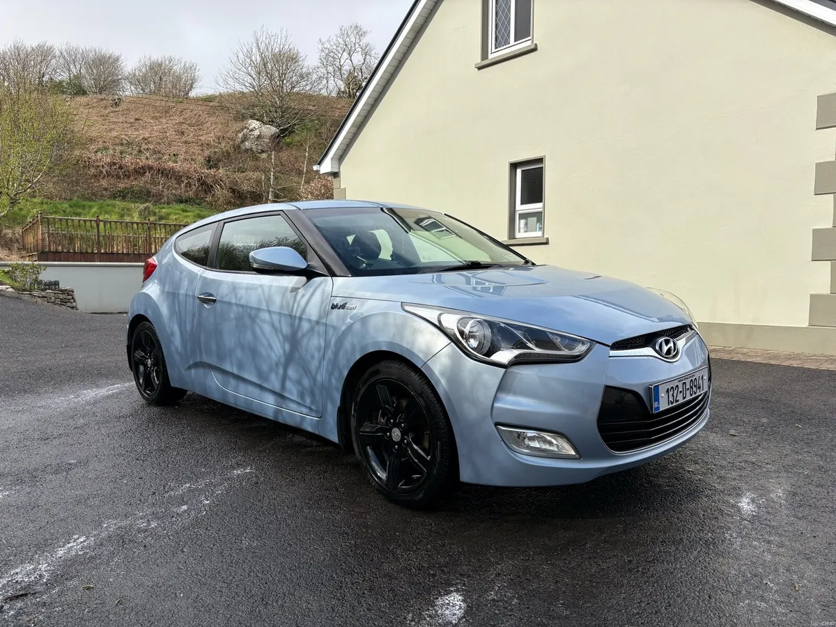 Hyundai Veloster 2013 - Image 2
