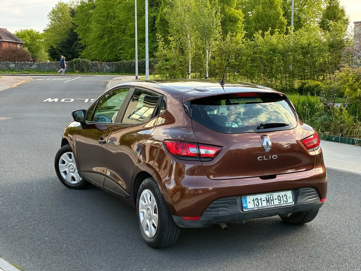 2013 Renault. Clio 1.2 petrol nct and tax - Image 4
