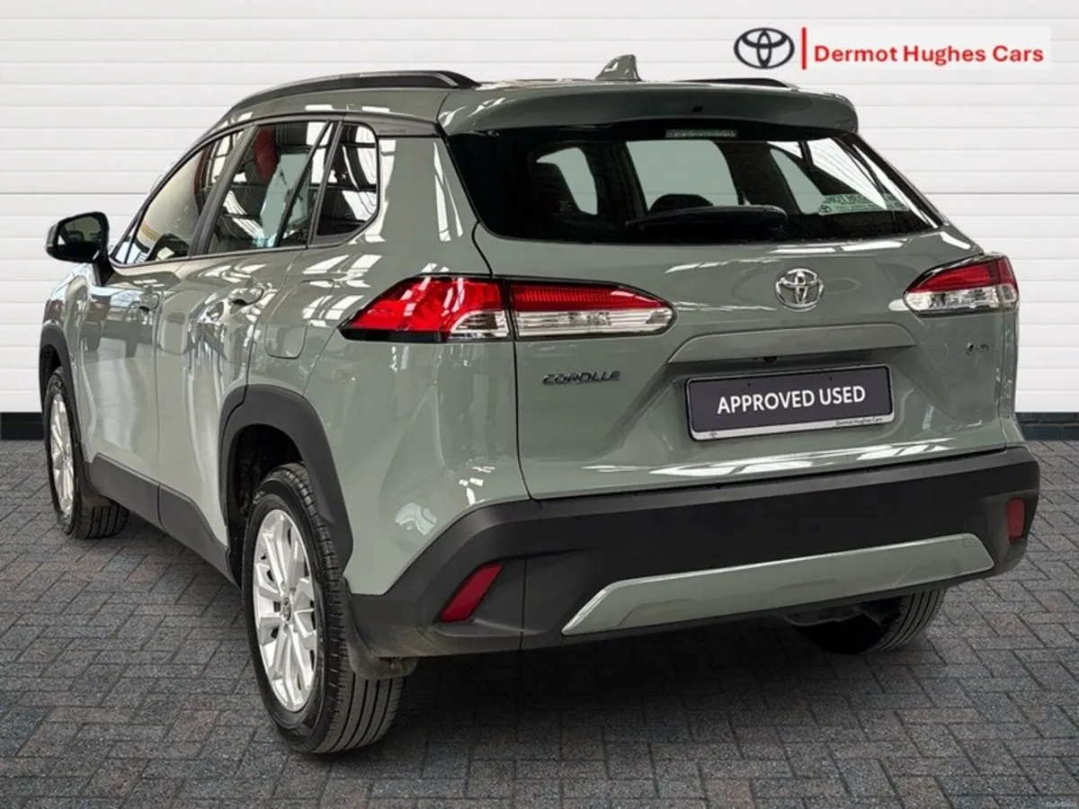 Toyota Corolla Cross 1.8 HYBRID LUNA AUTO - Image 2