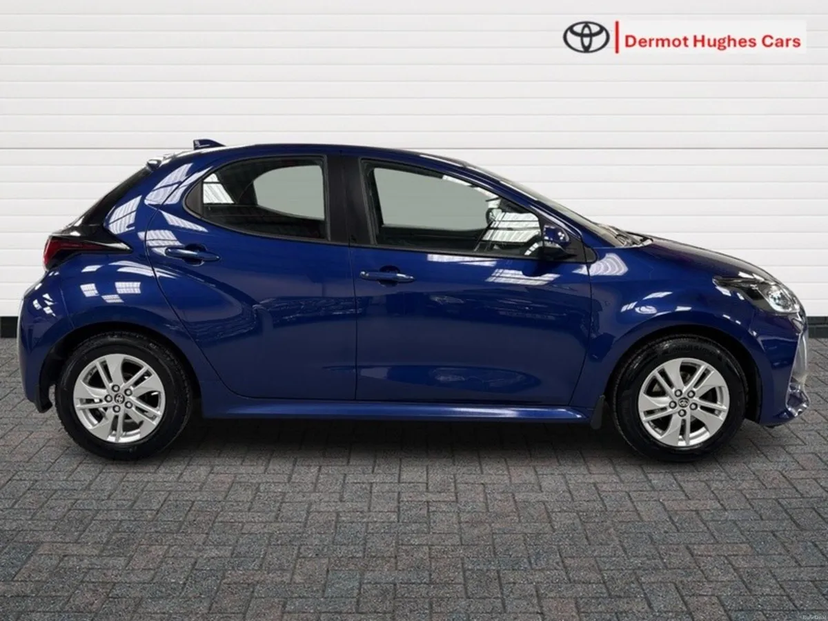 Toyota Yaris YARIS 1.0 LUNA MANUAL - Image 3