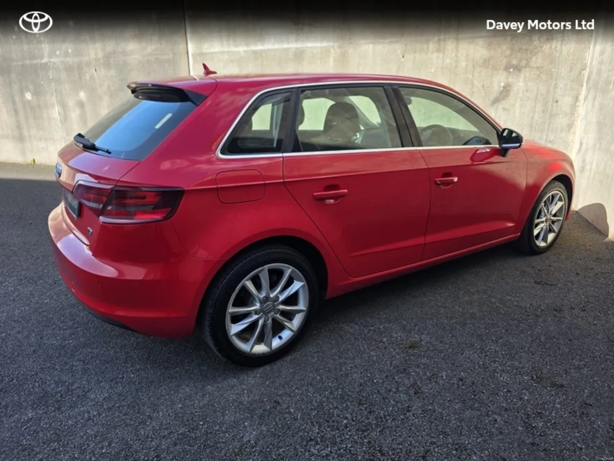Audi A3 SPORTBACK 1.6 TDI 110 SE 4DR - Image 2