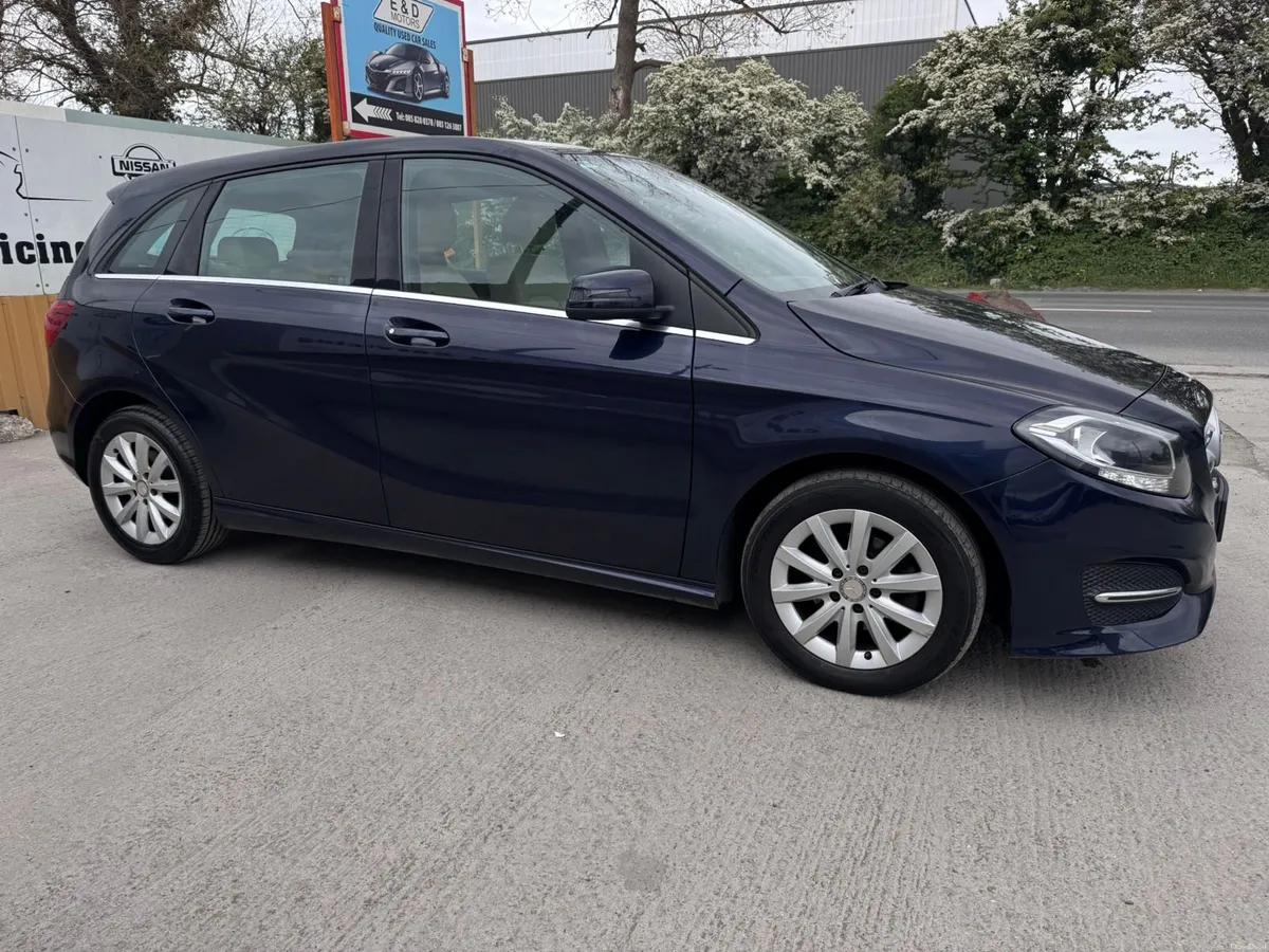 161 Mercedes B class 160D Style Auto Low Miles - Image 5