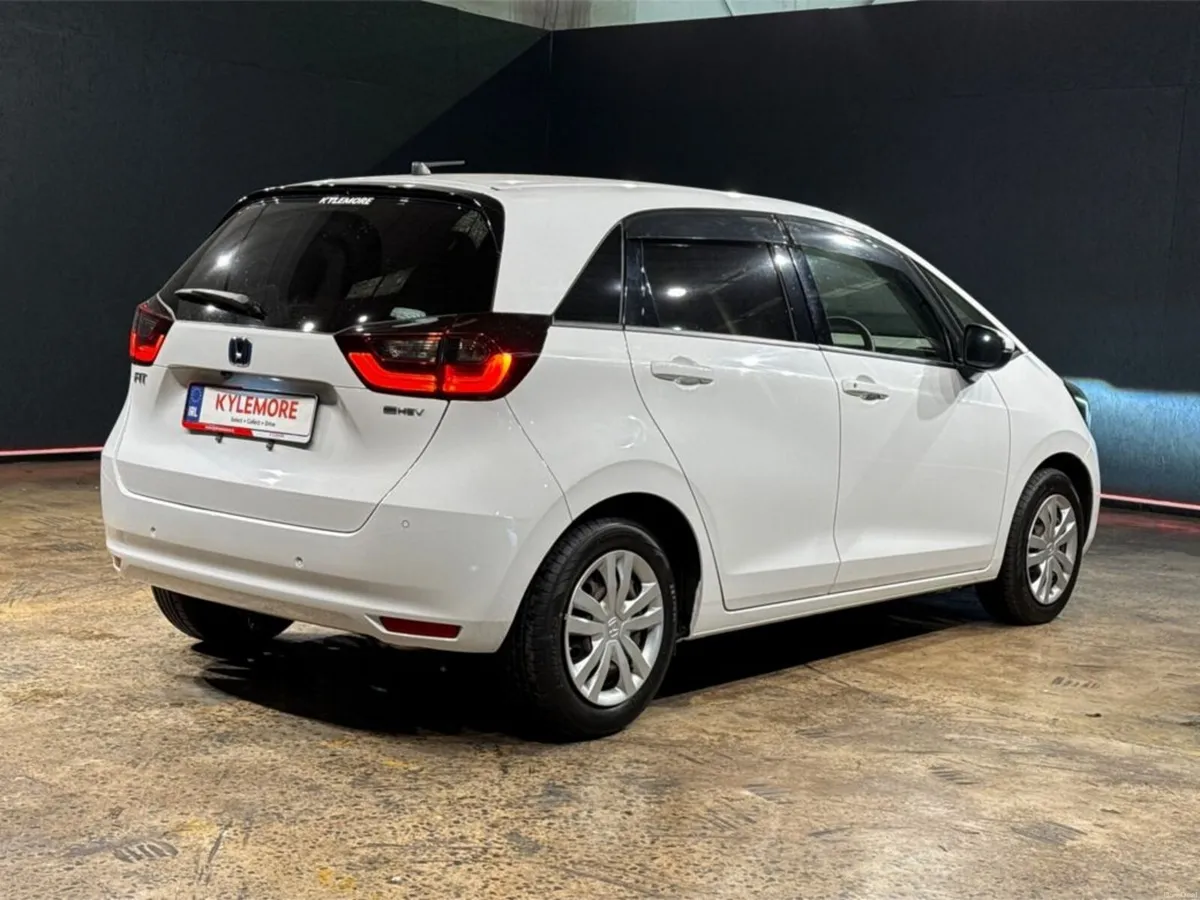 Honda Fit NEW MODEL - HYBRID 1.5 - CRUISE CONTROL - Image 4