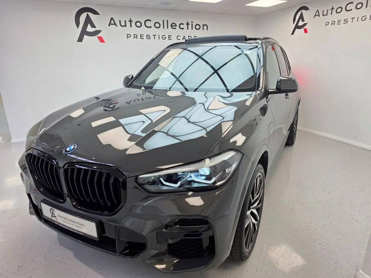BMW X5 **M SPORT PRO** HUGE SPEC**TECH PACK**PAN R - Image 3