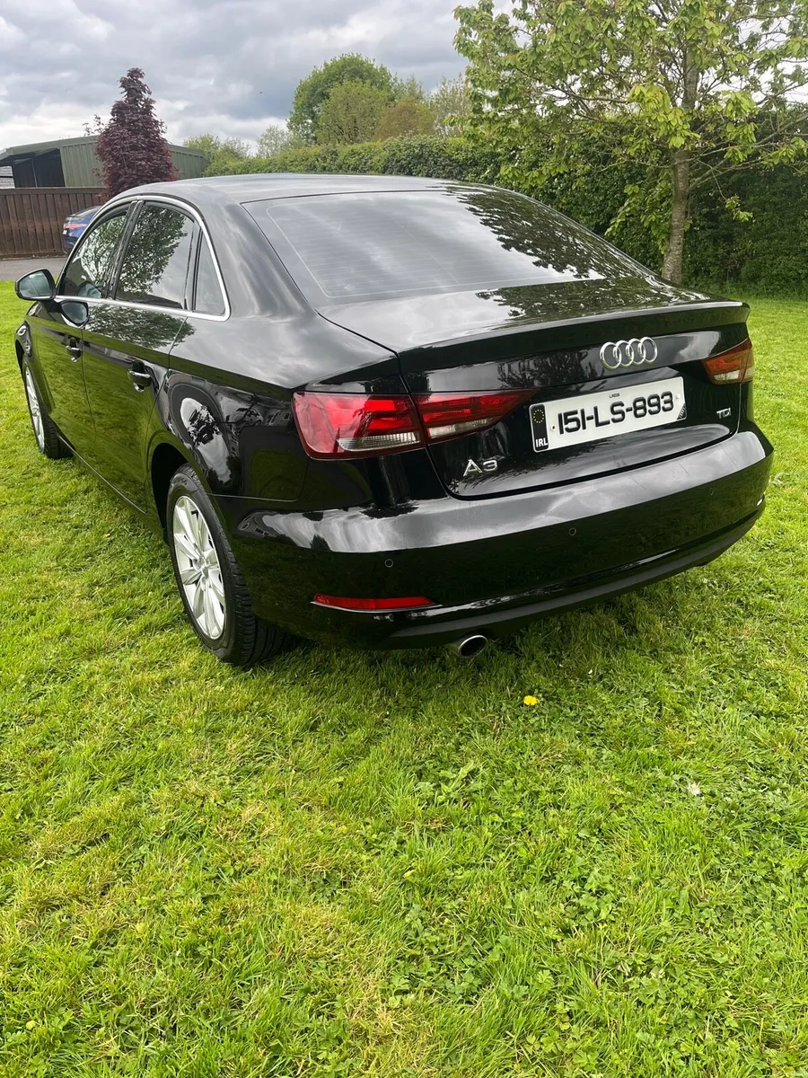 Car - Image 3