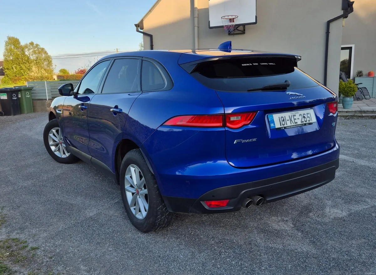 Jaguar F-Pace 2018 - Image 2