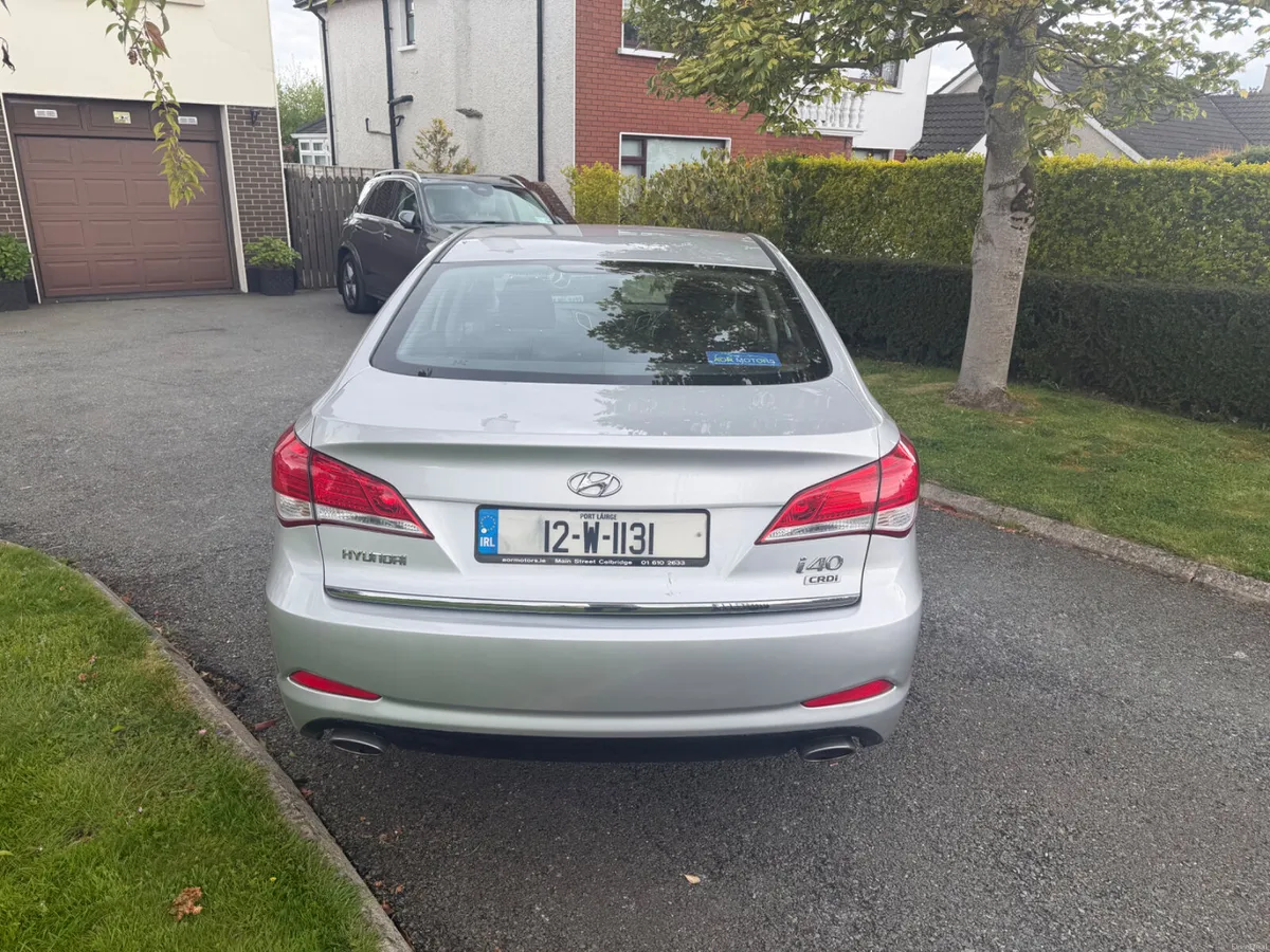 2012Hyundai i40 automatic diesel - Image 4