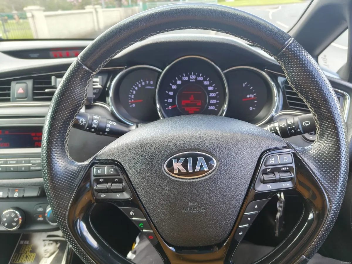 Kia Ceed GT Line 2017 | Full Kia Service History | - Image 3
