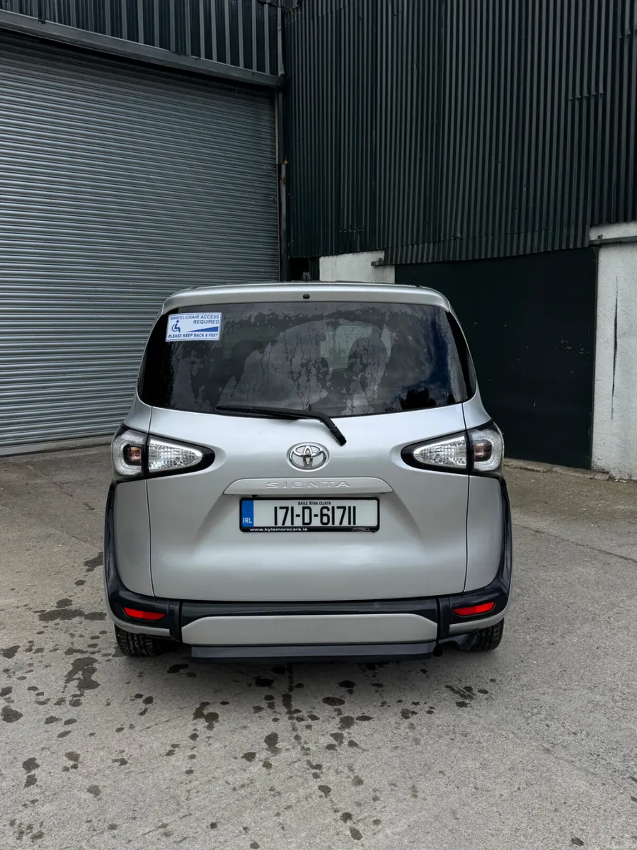 Toyota Sienta 2017 Automatic Low mileage - Image 5