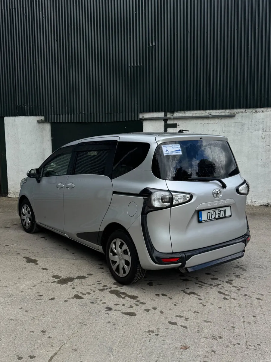 Toyota Sienta 2017 Automatic Low mileage - Image 6