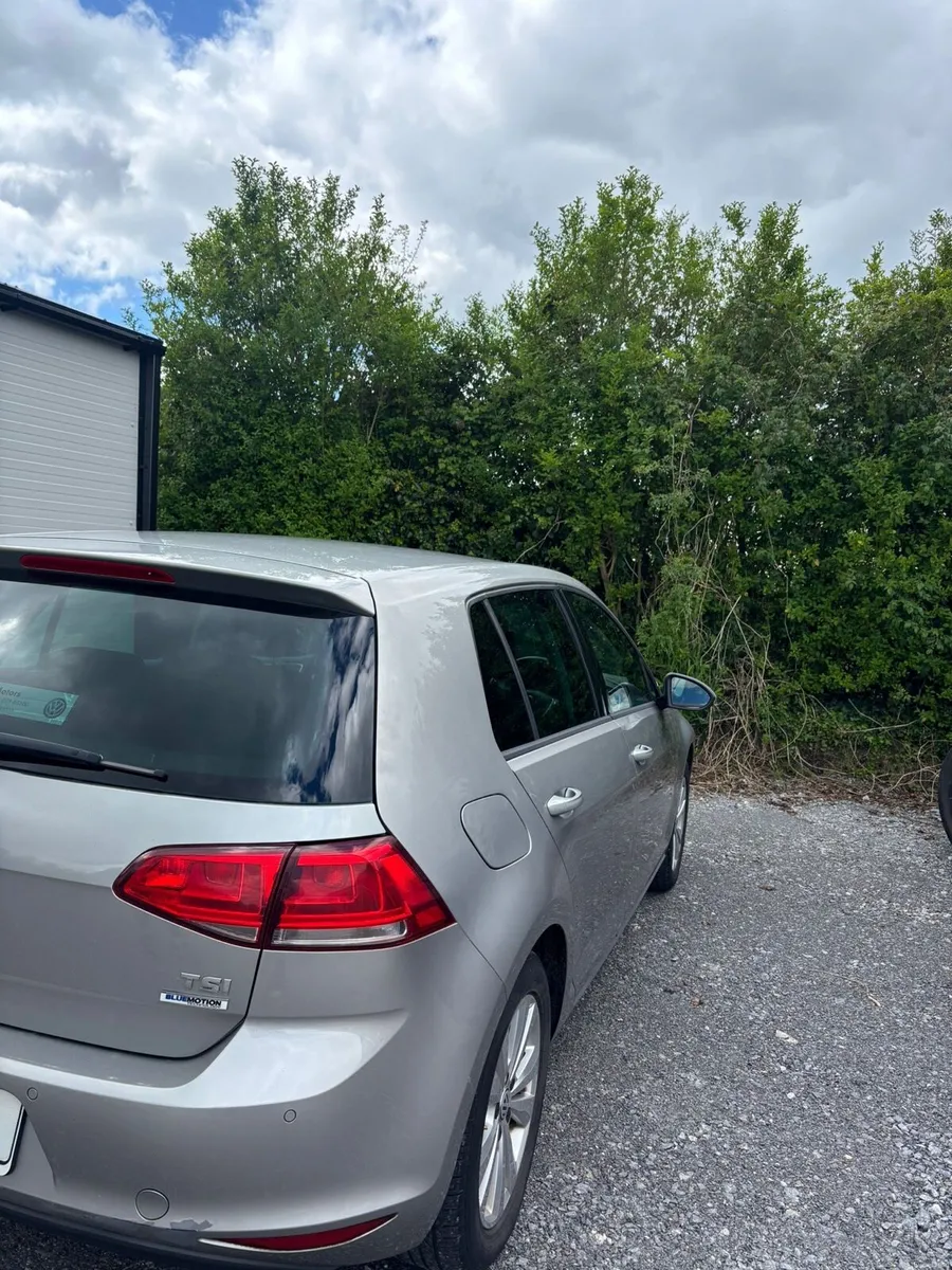 Car - Image 2