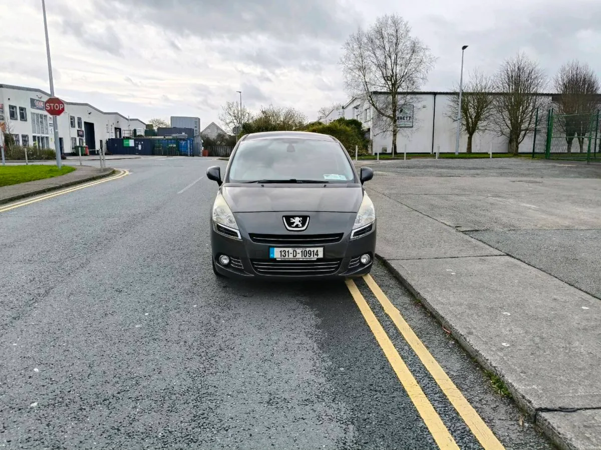Peugeot 5008. 2013 - Image 4
