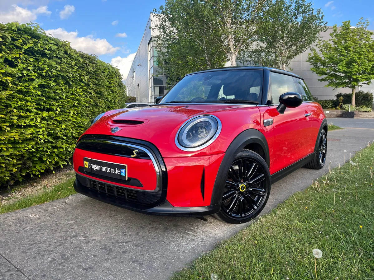 Mini Electric 2022 L2 Heated Seats/Nav/Rev Camera - Image 3