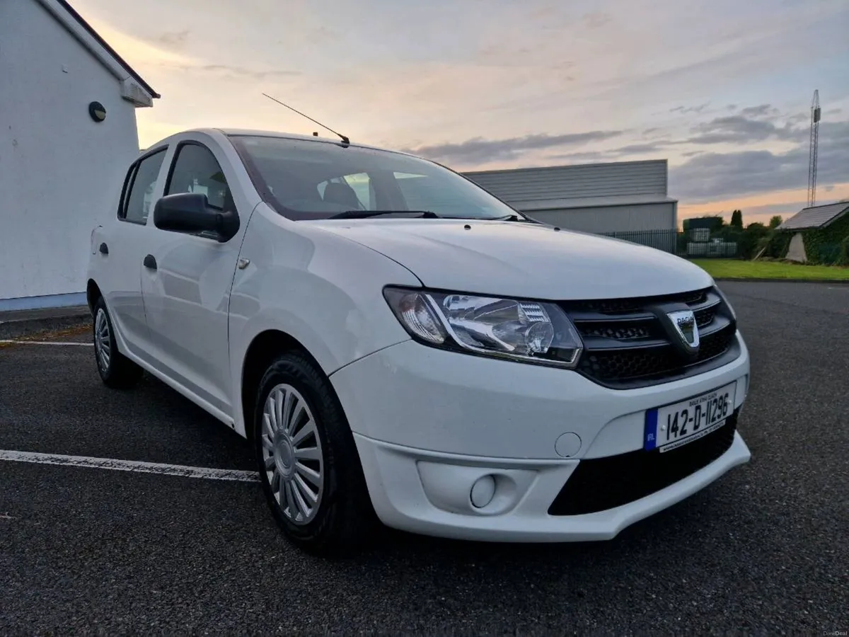 142 DACIA SANDERO NCT & TAXED €3750ono! - Image 1