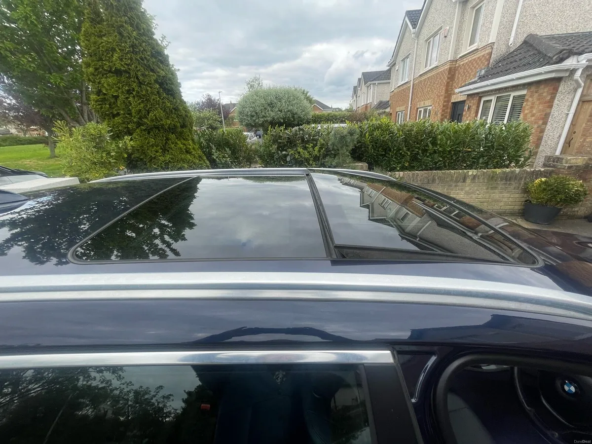 2015 BMW 520D TOURING PAN ROOF LEATHER NCT - Image 4