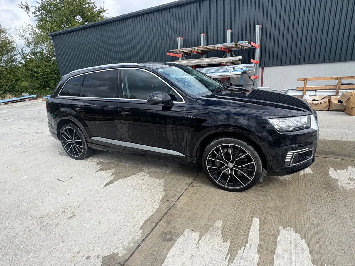 Audi Q7 2018 - Image 3