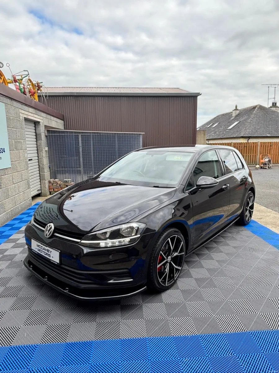 Volkswagen Golf 2020 - Image 2