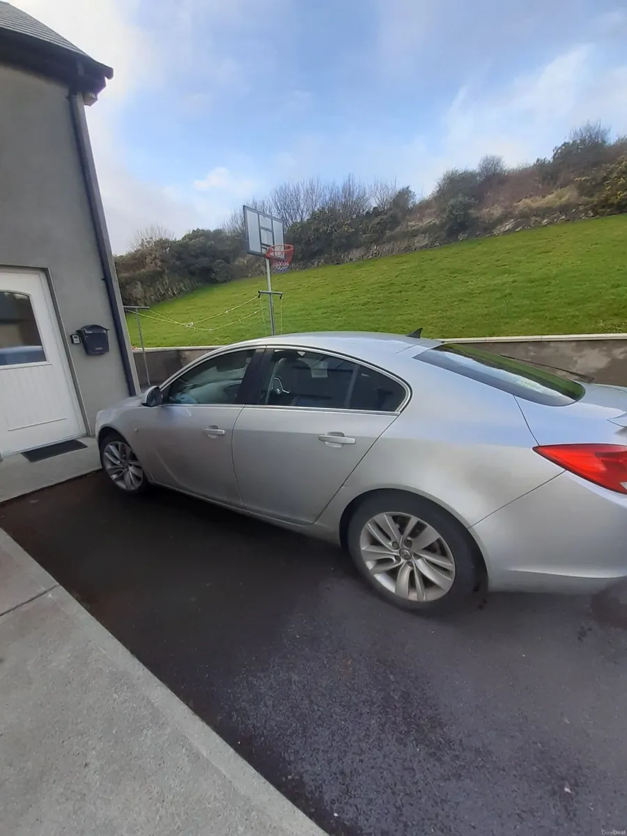 Vauxhall Insignia 2012 - Image 2