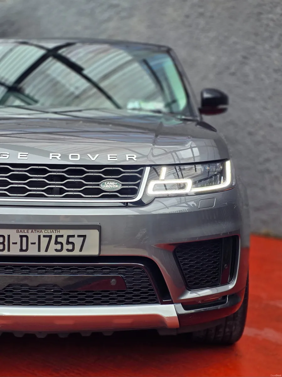 2018 Range Rover Sport 7 Seater // only 100km - Image 2