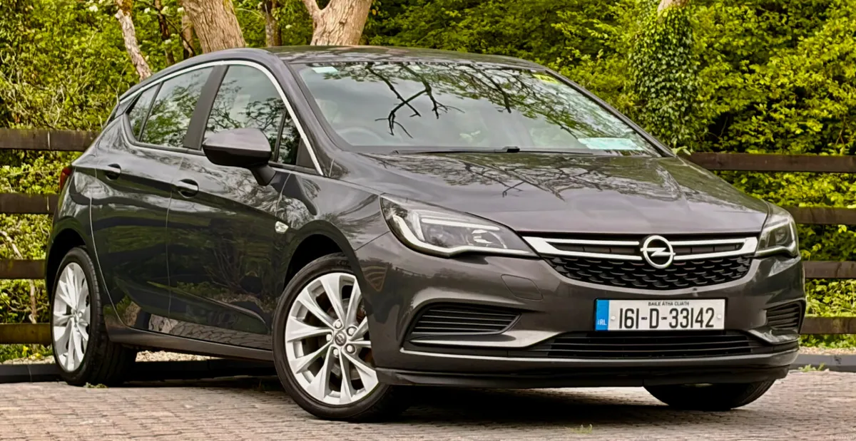 Opel Astra 2016 - Image 1