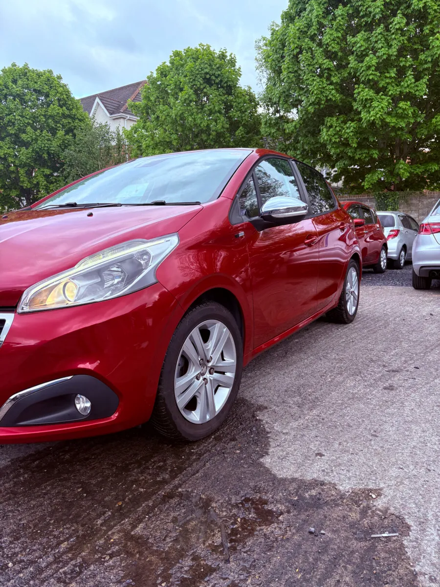 Peugeot 208 - 2016 Auto - Image 2