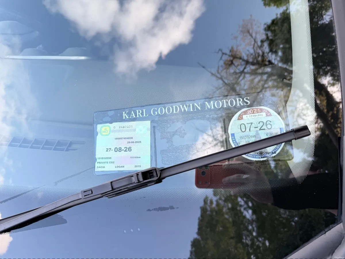 Dacia Logan 1.5 DSL Signature 1 Owner LOW KMS - Image 2
