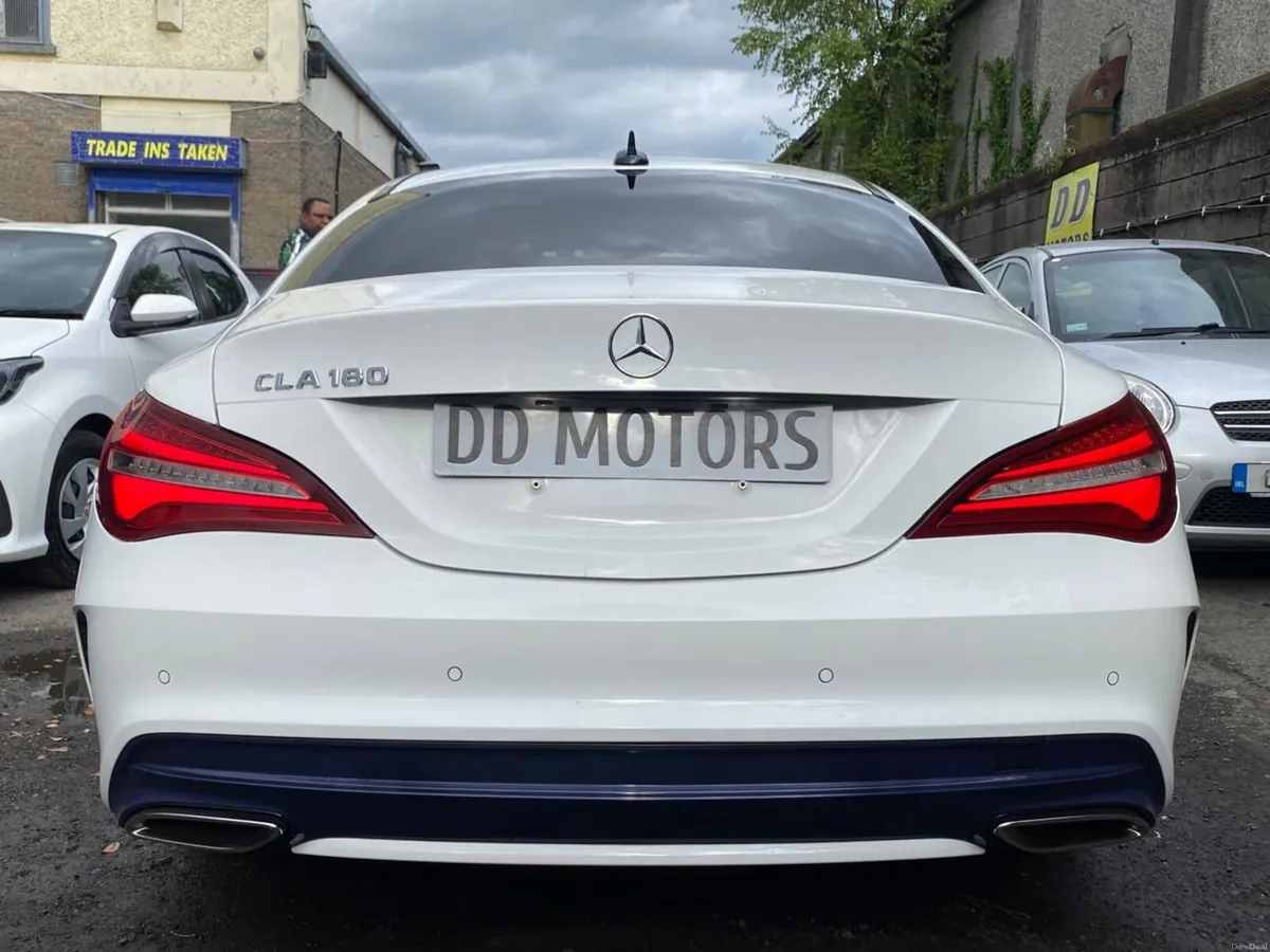Mercedes- Benz  CLA 2018 1.6 AMG LINE PREMIUM - Image 2