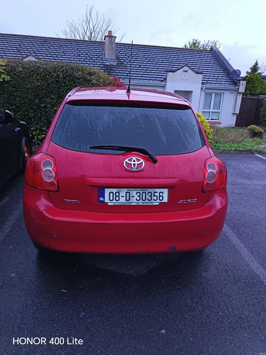 Toyota Auris 2008 - Image 2