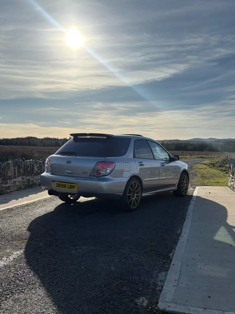 Subaru Impreza 2.5 Turbo wagon - Image 3